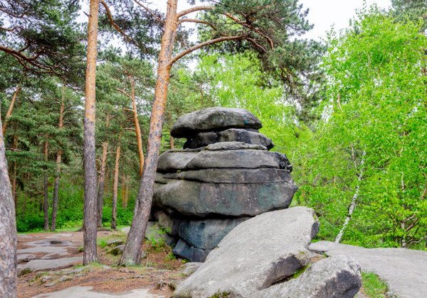 Пешая экскурсия: озеро Шарташ и «Каменные палатки»