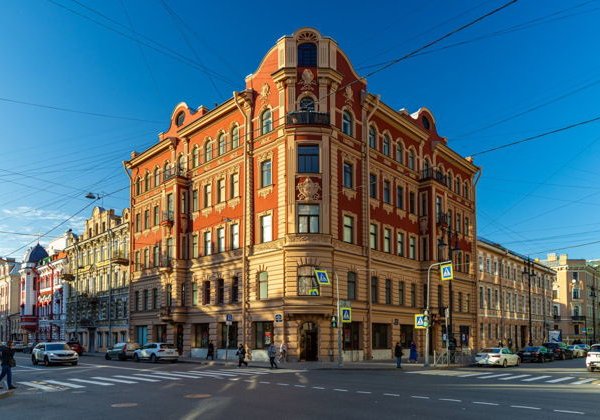 По «кварталу писателей» с Маяковским и другими деятелями Серебряного века - фото 1