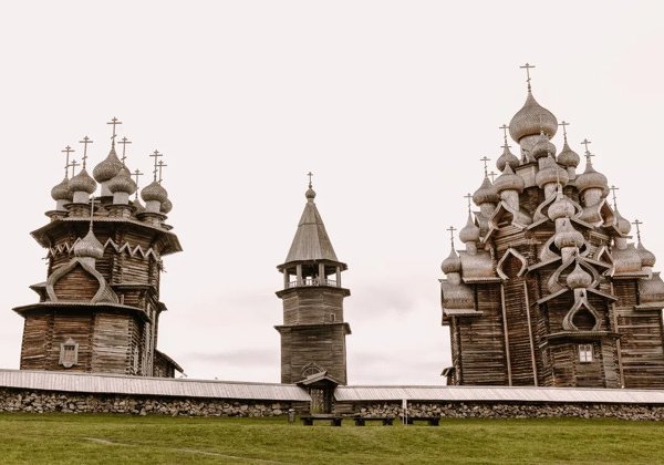 Легендарные острова Карелии: шедевры Кижей