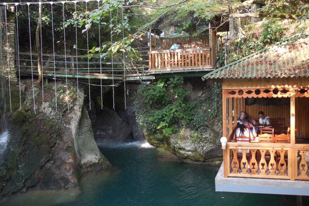 Фото экскурсии - Термальный источник Кындык в Черниговке под Сухумом искусственно созданный объект - 8