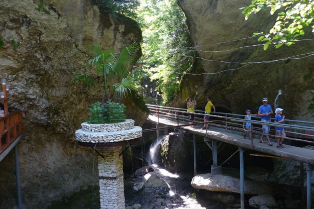 Фото экскурсии - Термальный источник Кындык в Черниговке под Сухумом искусственно созданный объект - 9