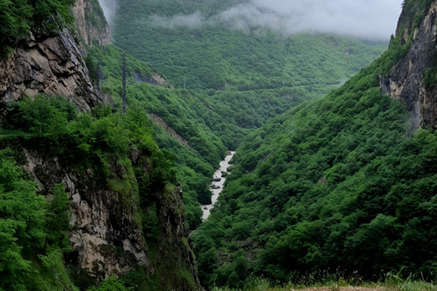 Фото - экскурсия: Индивидуальная экскурсия к Чегемским водопадам и источникам Балкарии