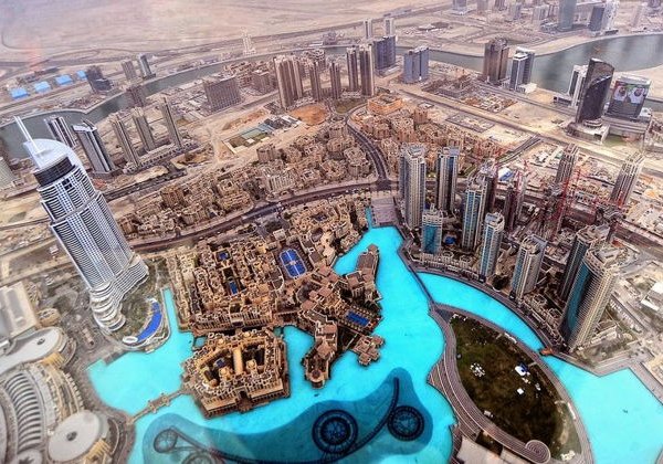 Современный Дубай: круиз на лодке Доу и подъём на  Бурдж-Халифа - фото 3