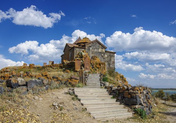 Классическая Армения 2 дня: Джермук, Хор Вирап, Нораванк, Севан - фото 2