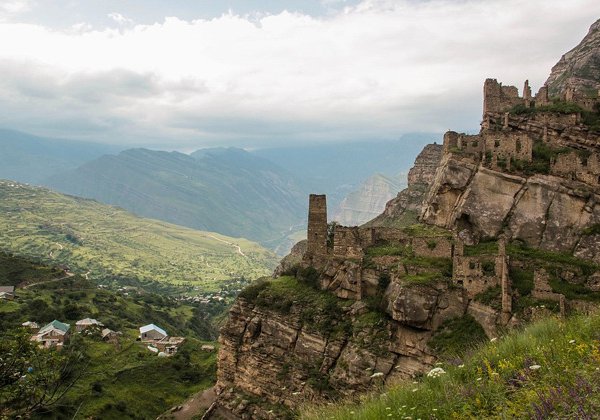 Экскурсия в древний  горный  аул Гоор + Язык Тролля 
