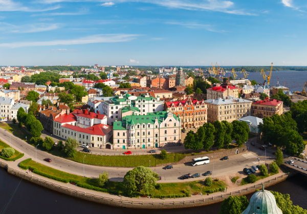 День в средневековом Выборге: старый город и парк Монрепо - фото 1