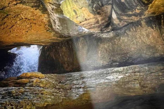 Фото экскурсии - Заброшенное село Гамсутль и ущелье Салта из Дербента - 7