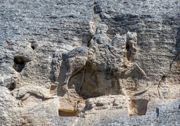 Мадарский конник, Провадия, Крепость Овеч, Волшебный источник, Побиты камни. - фото 3