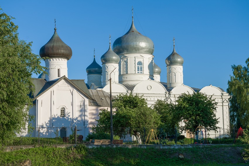 Фото - Монумент Победы - Великий Новгород