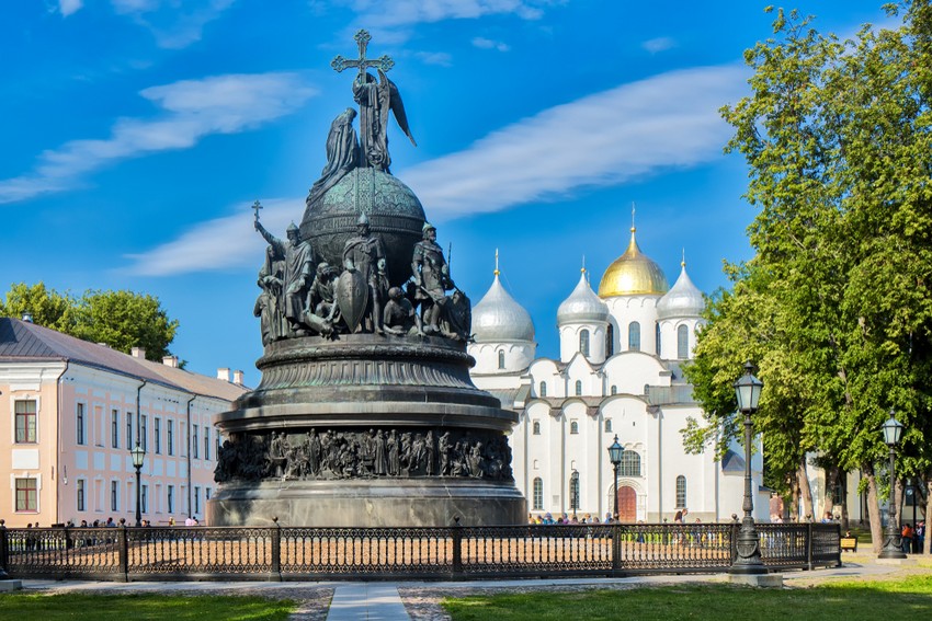 Фото - Памятник Тысячелетию России - Великий Новгород