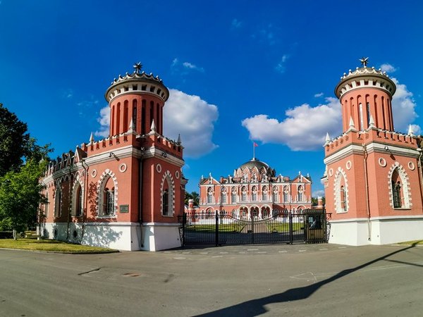 Петровский путевой дворец - Москва