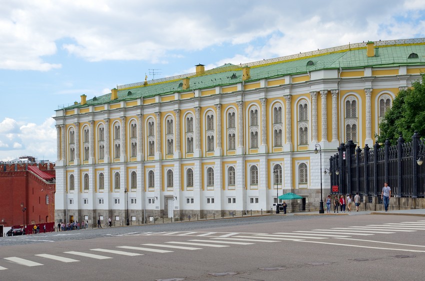 Оружейная палата в Москве