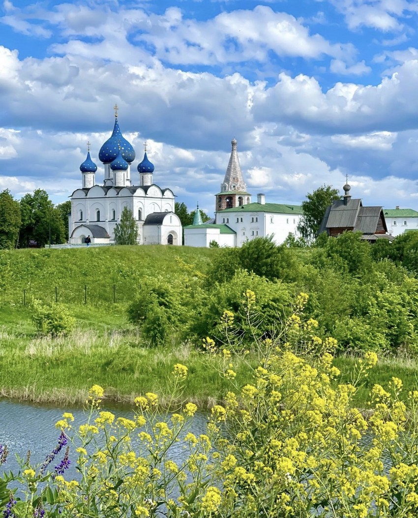 Фото - Лазаревская и Антипиевская церкви - Суздаль