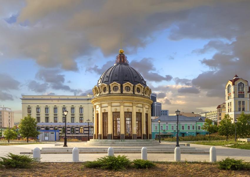 Улица Петербургская в Казани