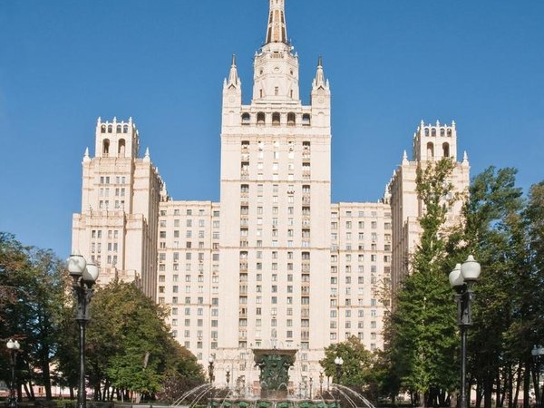 Жилой дом на Кудринской площади - Москва