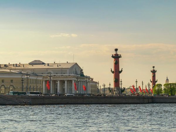 Ростральные колонны - Санкт-Петербург