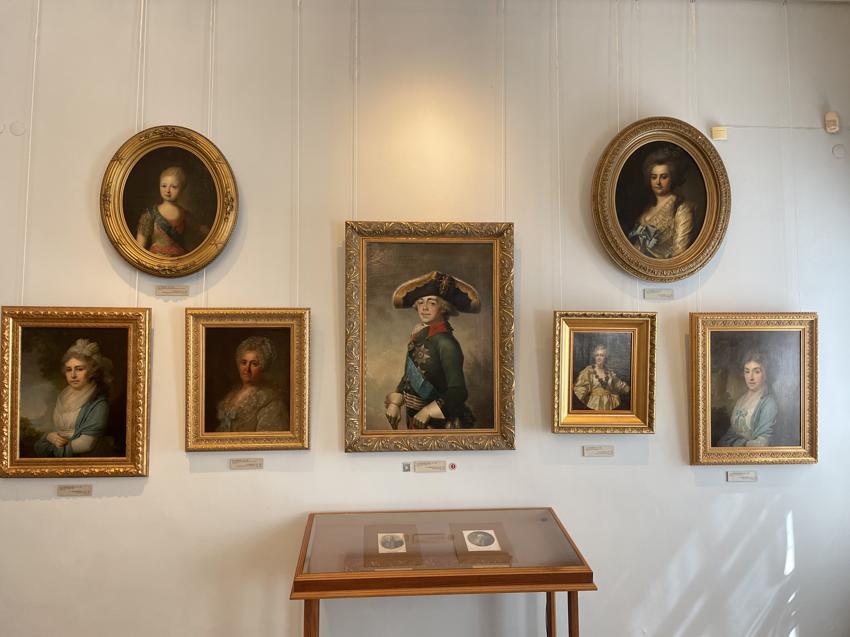 Музей изобразительных искусств  - Великий Новгород