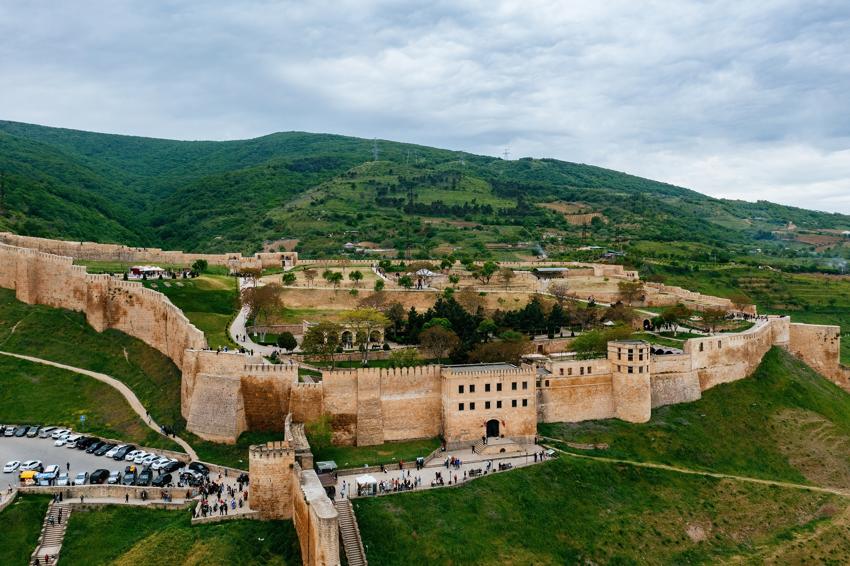 Достопримечательность Подземная тюрьма Зиндан фото - Дербент