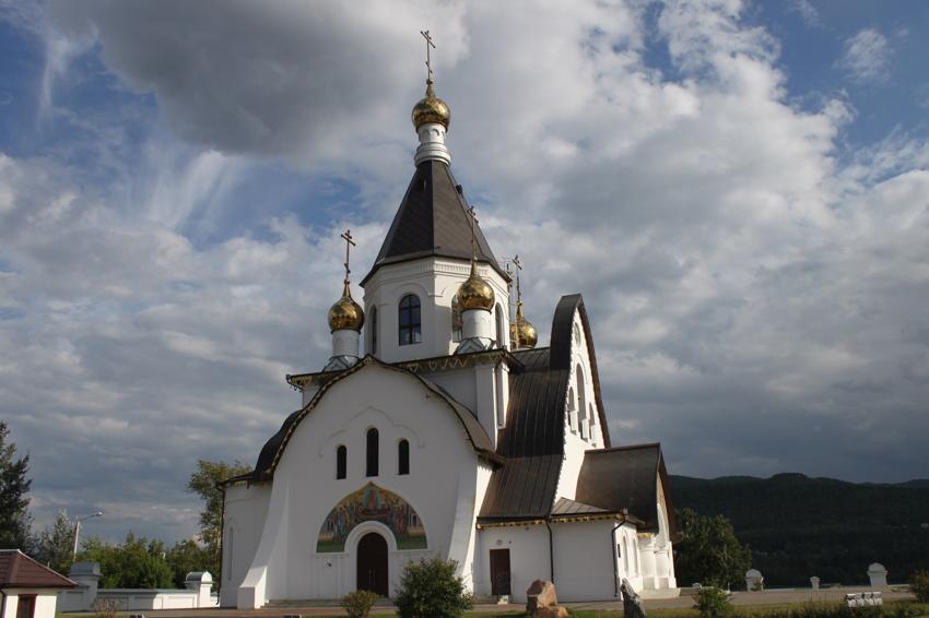 Достопримечательность Свято-Успенский мужской монастырь фото - Красноярск