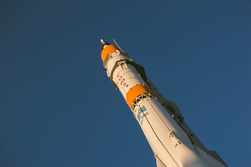 Памятный комплекс ракеты-носителя «Союз» в Самаре - фото