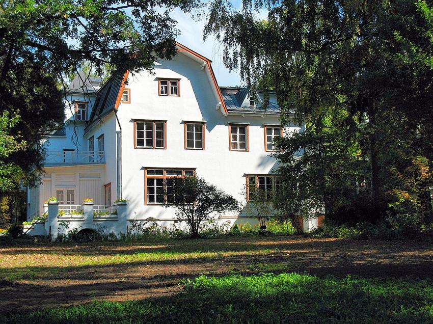 Государственный музей усадьба В. Д. Поленова