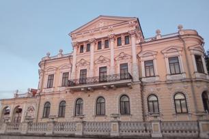 Арт-объект Счастье не за горами