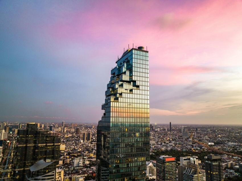 Достопримечательность МахаНакхон фото - Бангкок