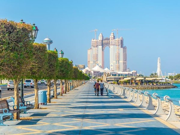 Набережная Corniche - Абу-Даби
