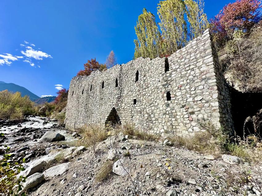 Каменный замок - Алматы