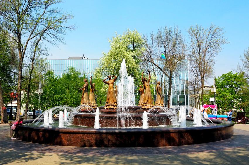 Достопримечательность Башкирский государственный академический театр оперы и балета фото - Уфа