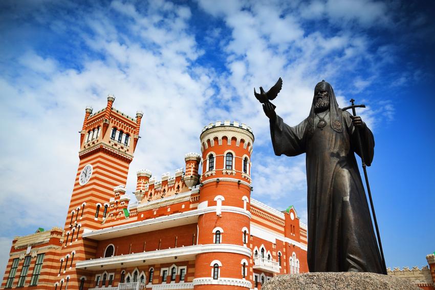 Достопримечательность Национальная художественная галерея фото - Йошкар-Ола