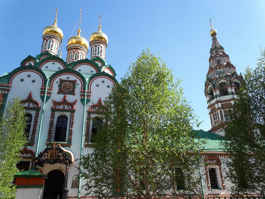Храм Николая Чудотворца в Хамовниках в Москве