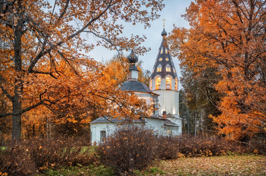 Достопримечательность Успенский собор фото - Плес