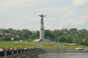 Монумент Матери