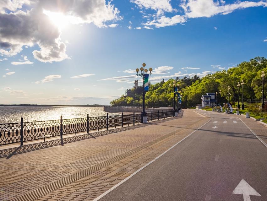 Достопримечательность Набережная Адмирала Невельского фото - Хабаровск