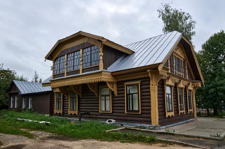 Достопримечательность Дом купцов Евреиновых фото - Углич