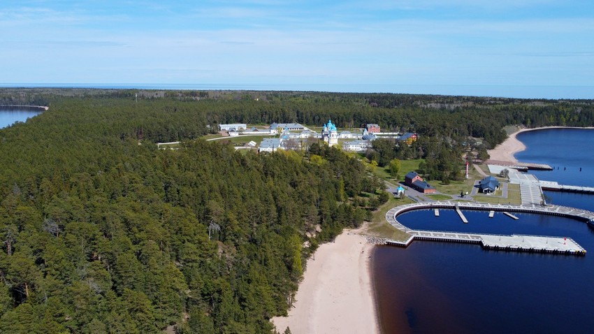 Остров Коневец - Санкт-Петербург