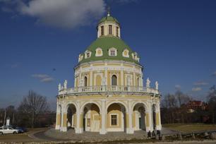 Церковь Святой Троицы - 2 экскурсии
