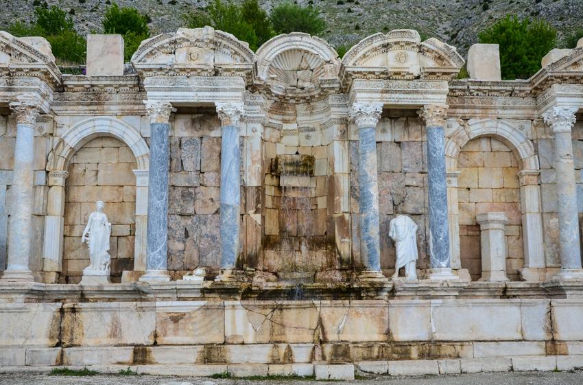 Театр Перге в Белеке