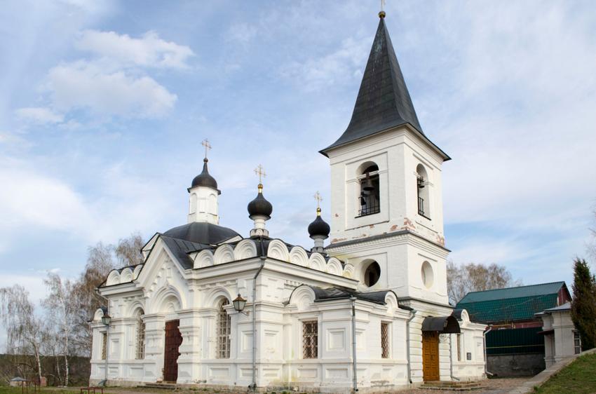 Достопримечательность Церковь Воскресения Христова фото - Таруса