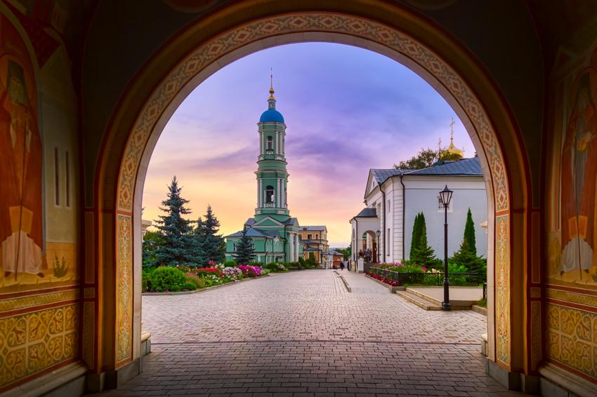 Оптина пустынь в Калуге