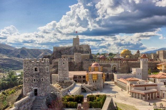 Достопримечательность Вардзия фото - Кутаиси