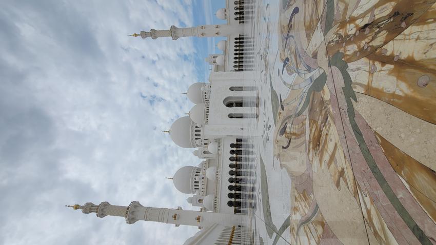 Остров Яс в Абу-Даби