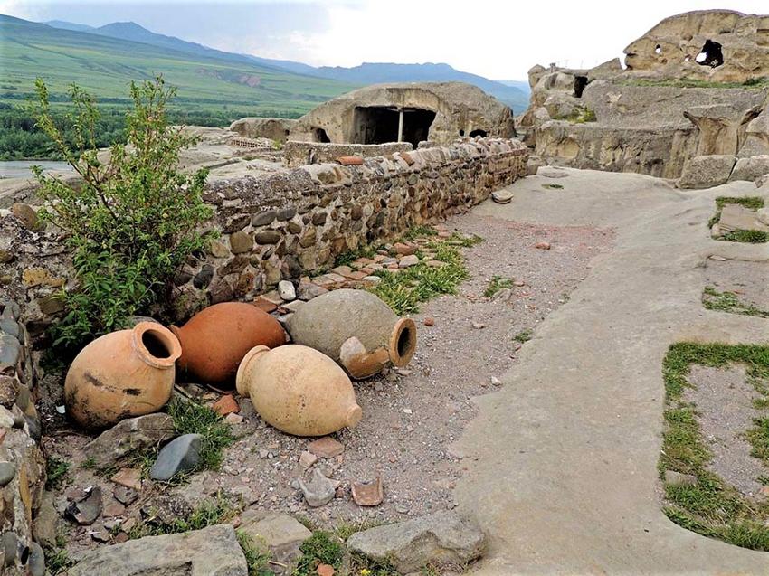 Достопримечательность Городские стены фото - Мцхета