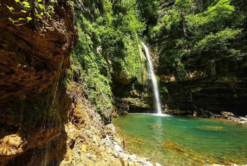 Водопад «Игристый» - Лазаревское