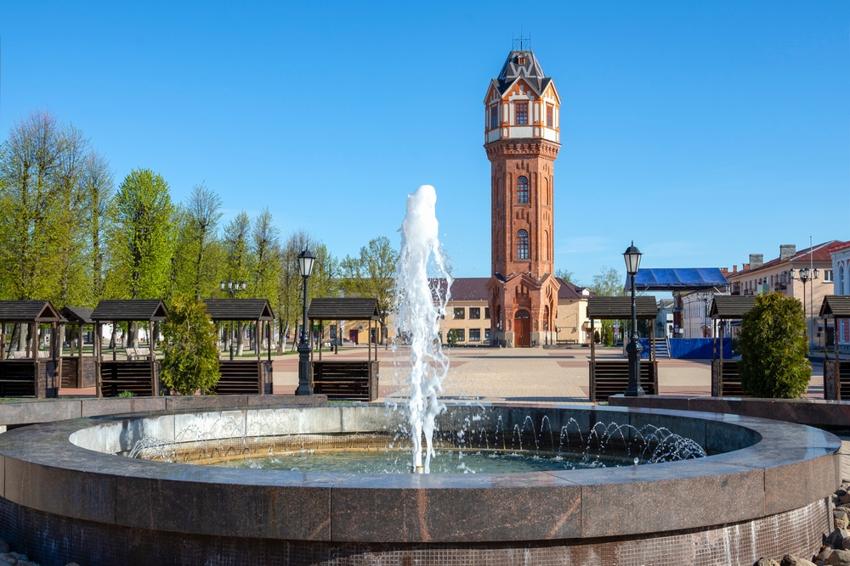 Достопримечательность Водонапорная башня фото - Старая Русса