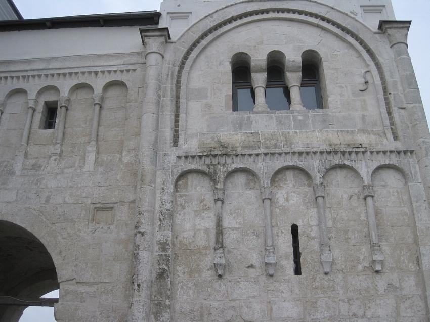 Достопримечательность Палаты Андрея Боголюбского фото - Боголюбово