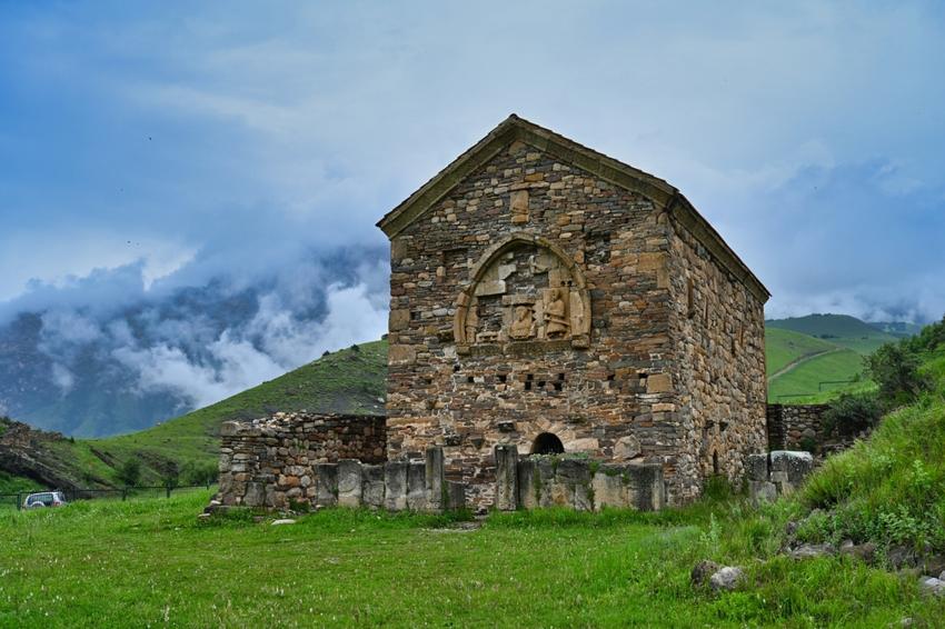Достопримечательность Храм Тхаба-Ерды фото - Магас