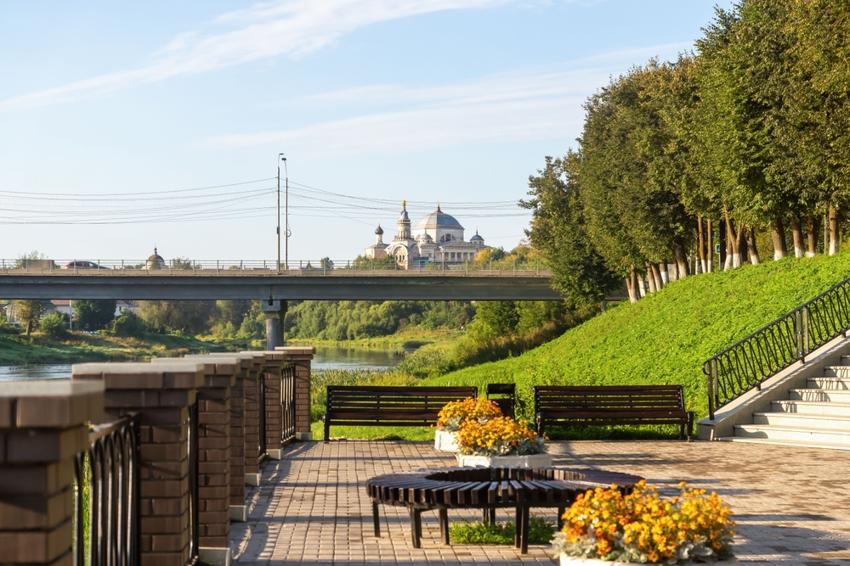 Достопримечательность Мозаичные панно Надежды Ходасевич-Леже фото - Дубна