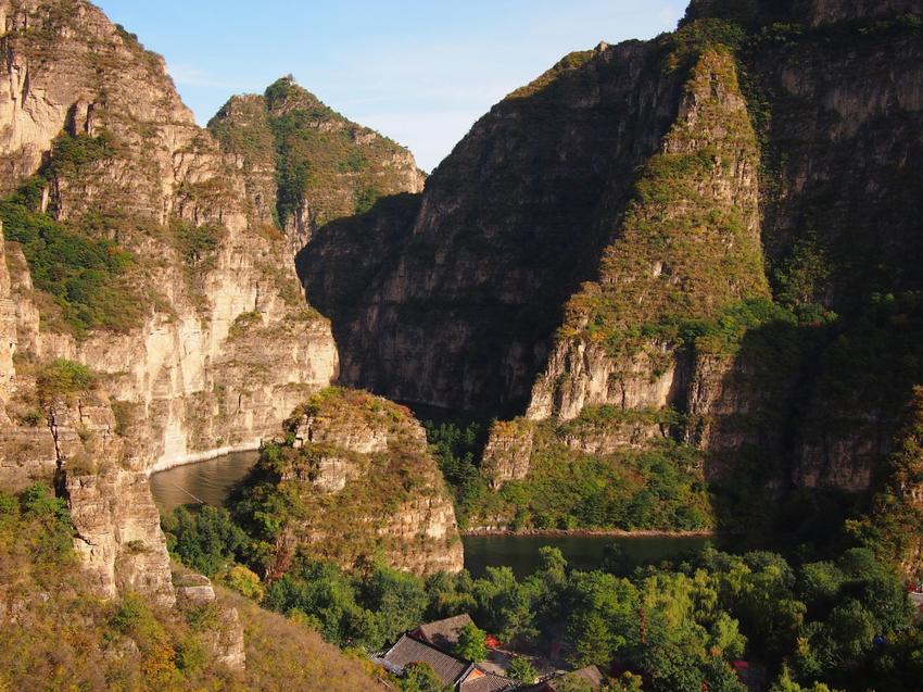 Достопримечательность Ущелье Лунцинся фото - Пекин